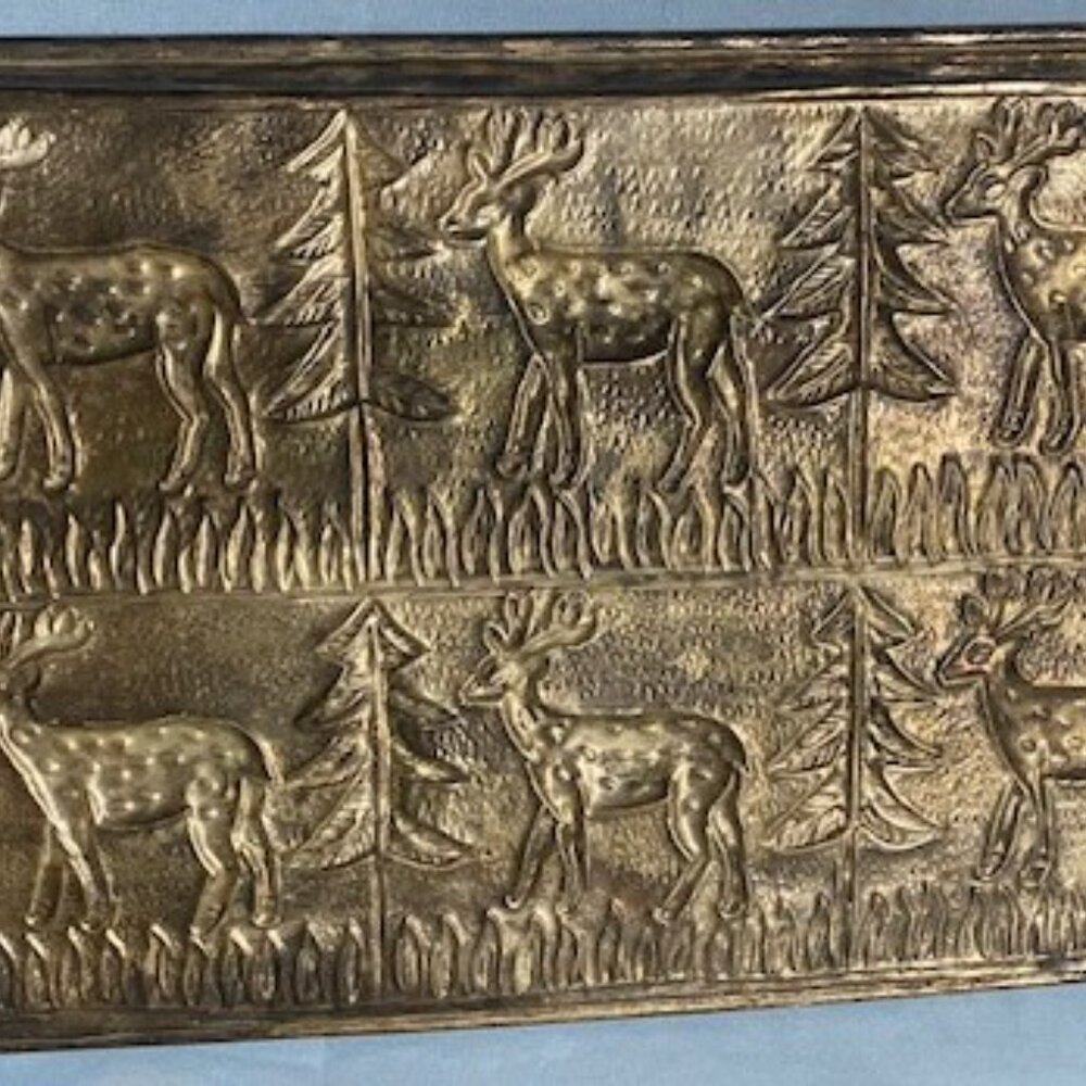 Vintage-style Silver Plate Tray Deer & Evergreen Trees Embossed Repousse - Picture 4 of 8
